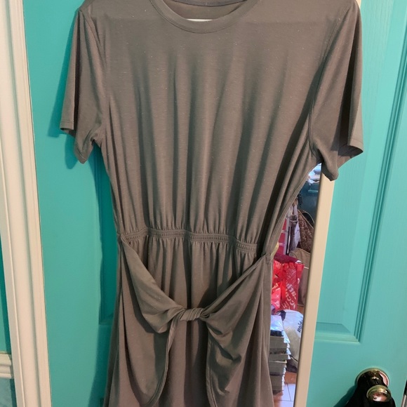 Brand new, never worn lululemon dress. - Picture 2 of 4
